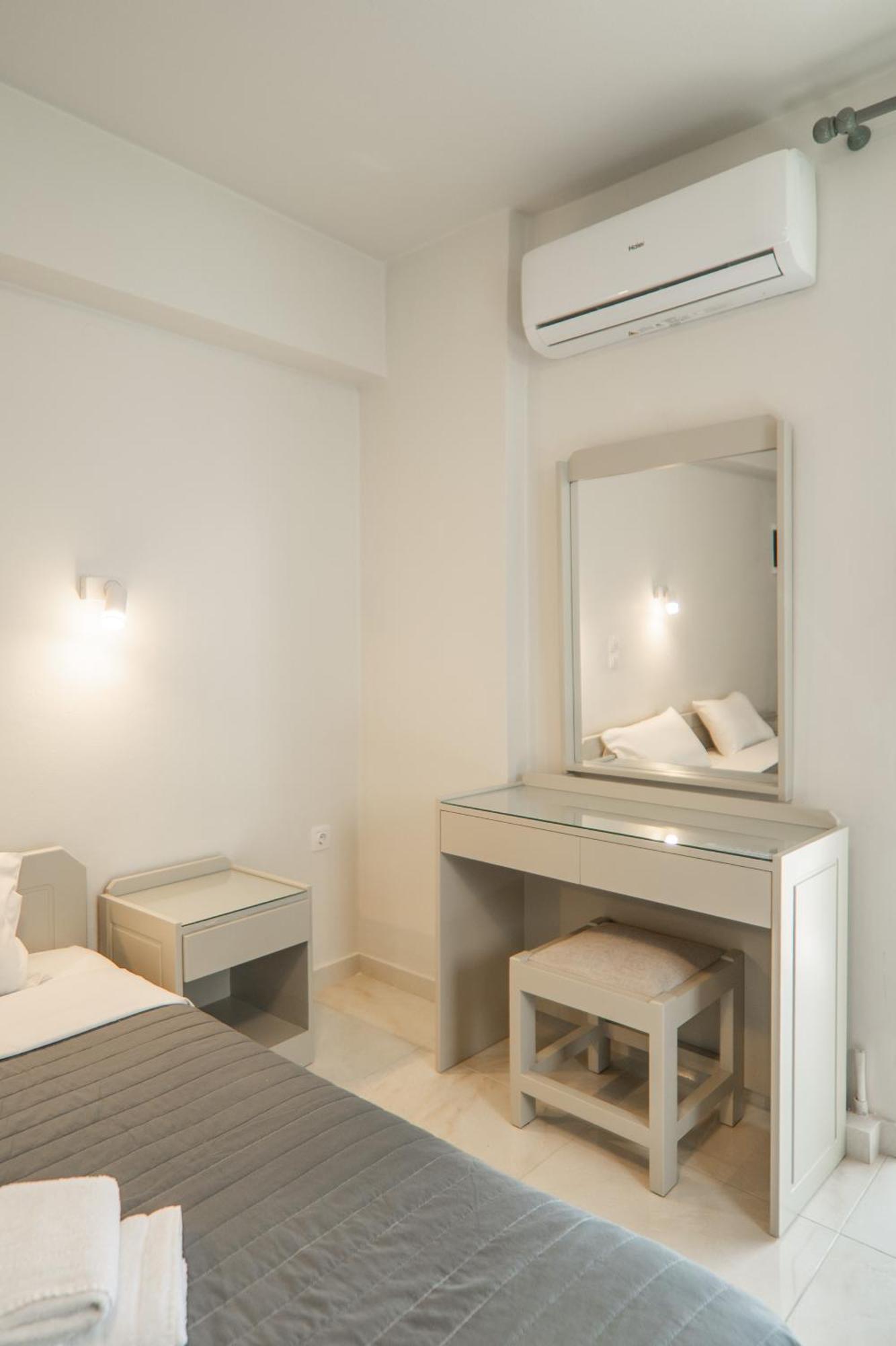 Agia Marina Manos Beachside Apartments חדר תמונה