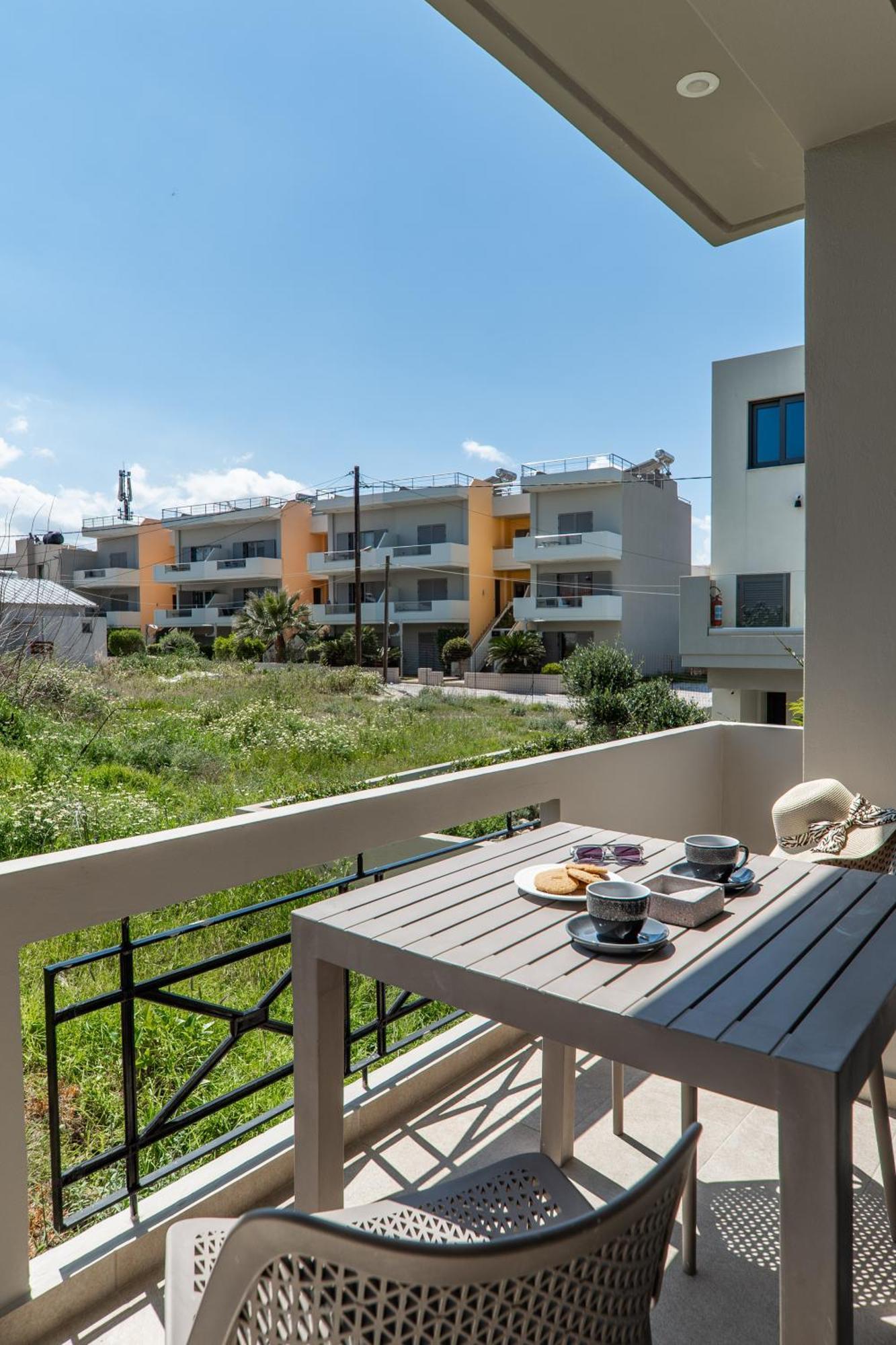 Agia Marina Manos Beachside Apartments חדר תמונה