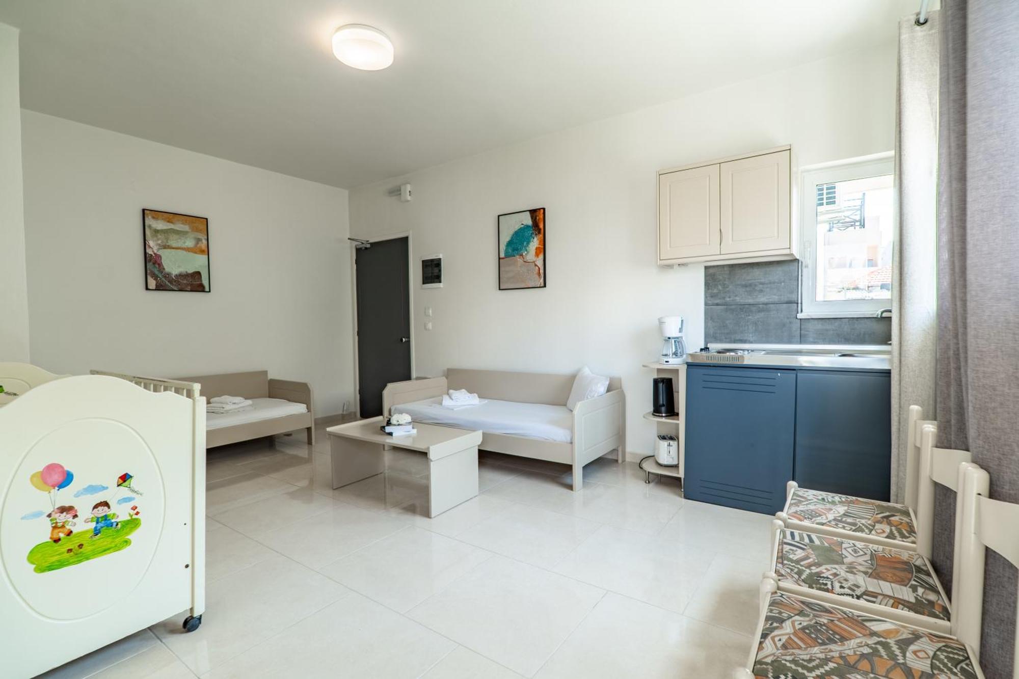 Agia Marina Manos Beachside Apartments חדר תמונה
