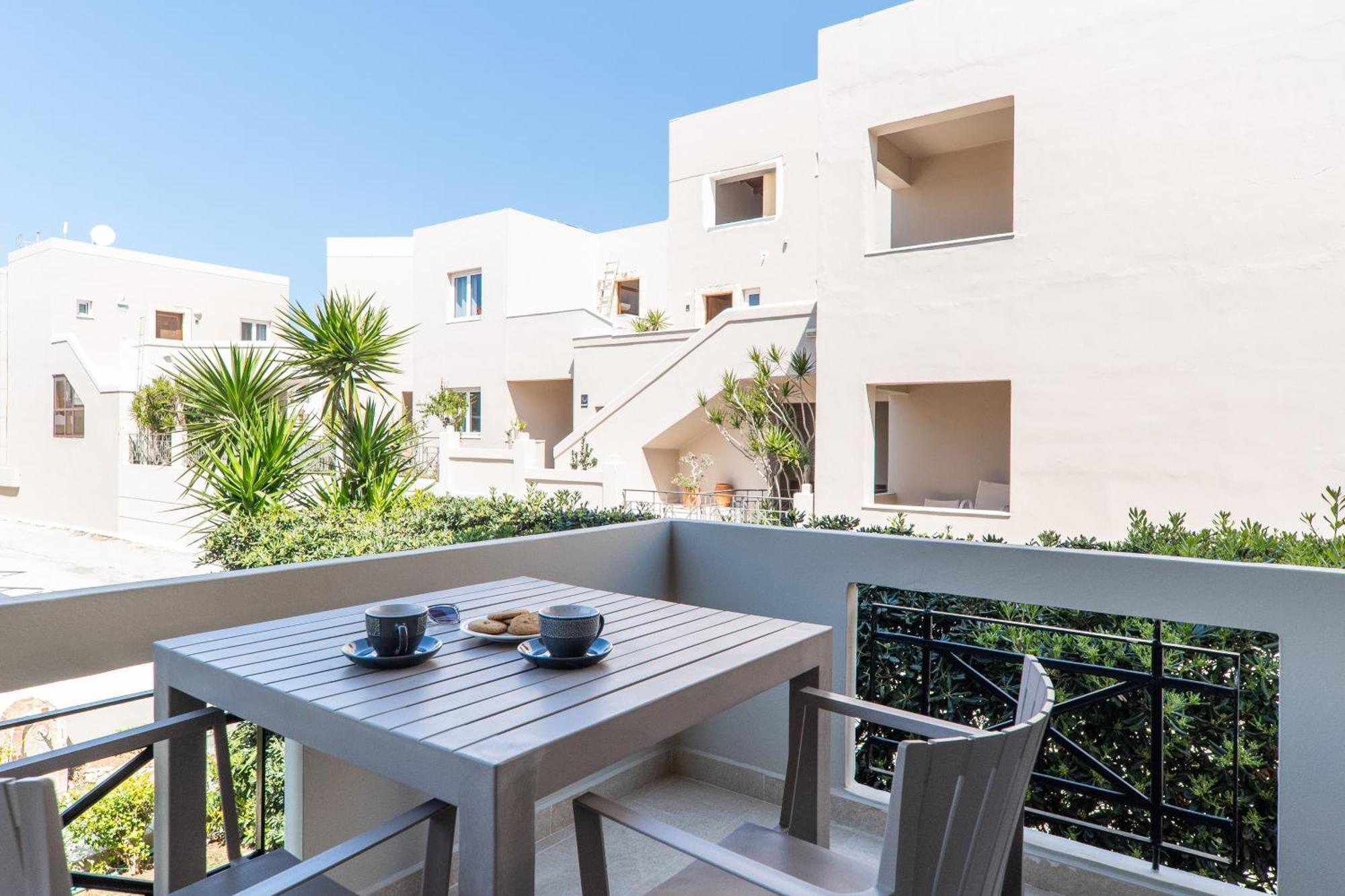 Agia Marina Manos Beachside Apartments חדר תמונה